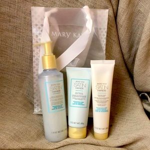 Mary Kay Fragrance-Free Satin Hands Pampering Set